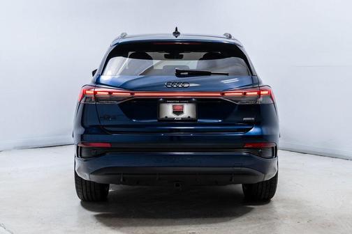 2025 Audi Q4 e-tron Premium Plus 55 quattro