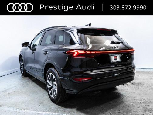 2025 Audi Q6 e-tron Premium Plus quattro
