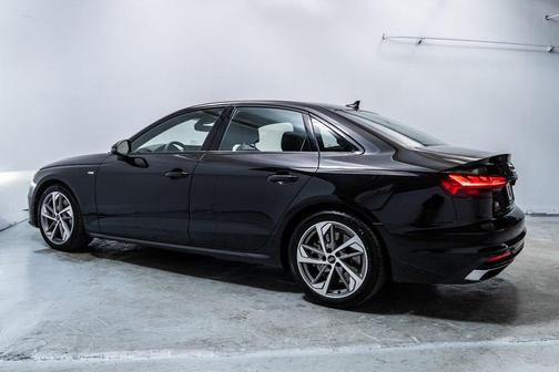 2025 Audi A4 45 S line Premium