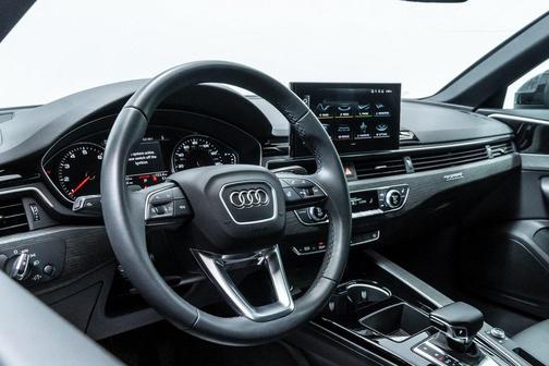 2025 Audi A4 45 S line Premium