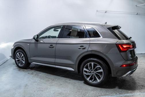 2023 Audi Q5 45 S line Premium