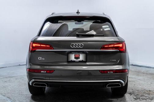 2023 Audi Q5 45 S line Premium