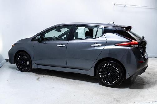 2023 Nissan Leaf SV PLUS 60 kWh