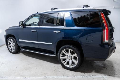 Dark Adriatic Blue Metallic 2019 Cadillac Escalade Luxury