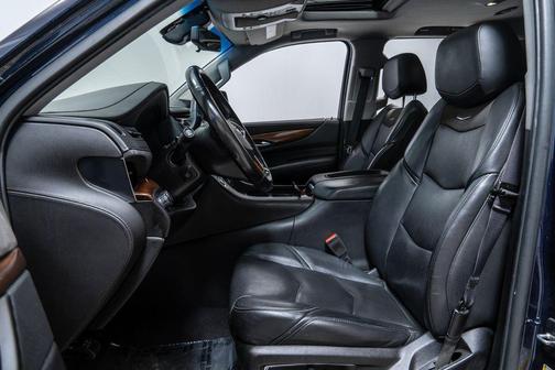 Dark Adriatic Blue Metallic 2019 Cadillac Escalade Luxury