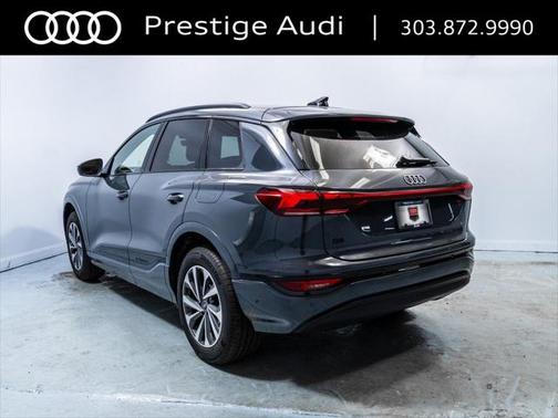 2025 Audi Q6 e-tron Premium quattro