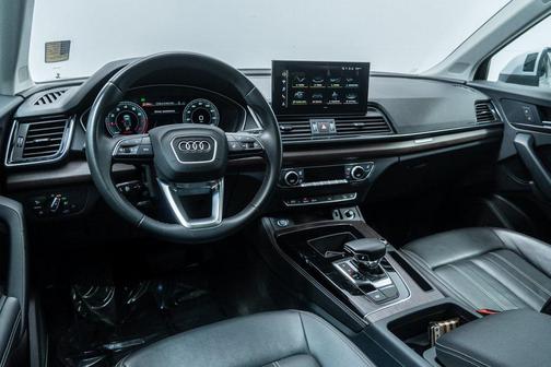 2022 Audi Q5 45 S line Premium Plus