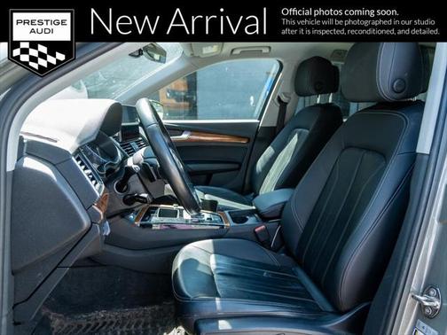 2023 Audi Q5 45 S line Premium