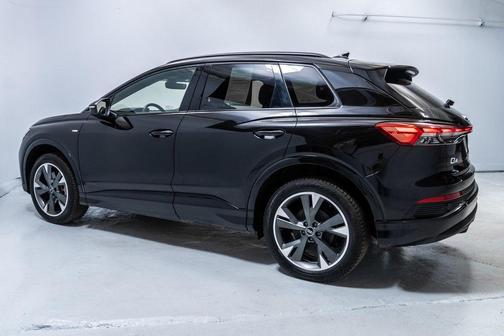 2024 Audi Q4 e-tron Premium Plus 50 quattro