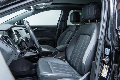 2024 Audi Q4 e-tron Premium Plus 50 quattro