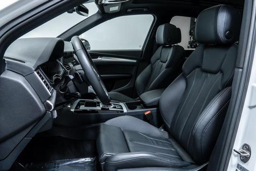 2024 Audi Q5 45 S line Premium