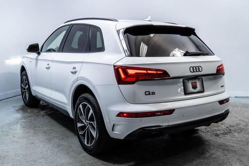 2024 Audi Q5 45 S line Premium
