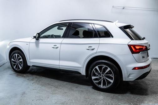2024 Audi Q5 45 S line Premium