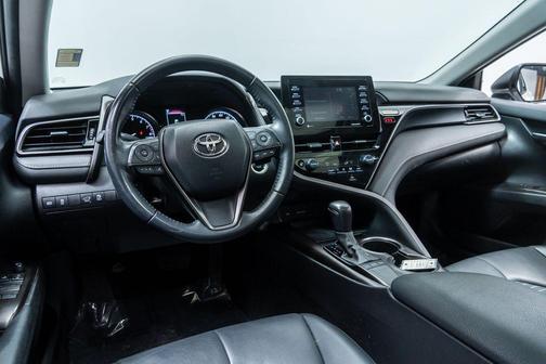 Wind Chill Pearl 2022 Toyota Camry SE