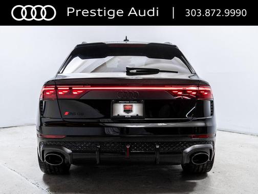 Mythos Black Metallic 2026 Audi RS Q8 4.0T