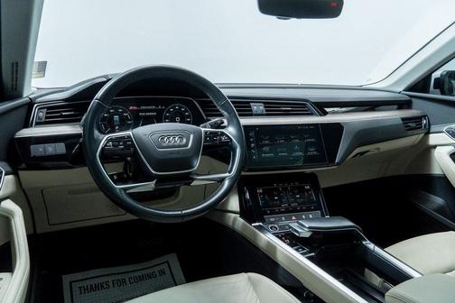 2024 Audi Q8 e-tron Premium