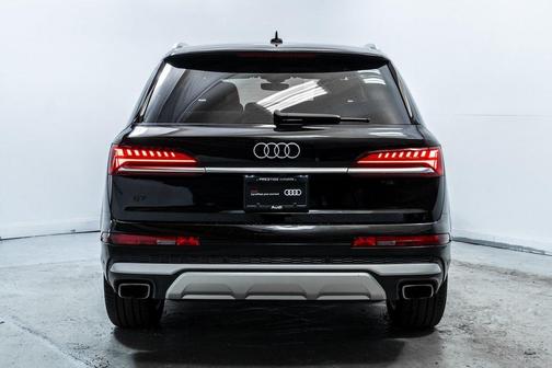 2025 Audi Q7 45 Premium