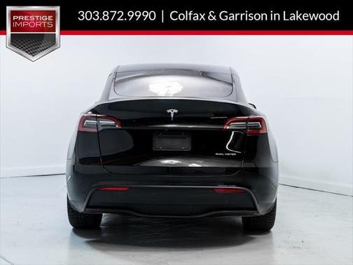 2022 Tesla Model Y Long Range Dual Motor All-Wheel Drive