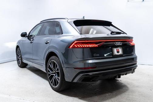 Daytona Gray Pearl Effect 2019 Audi Q8 3.0T Premium