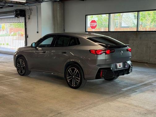 Skyscraper Grey Metallic 2025 BMW X2 xDrive28i