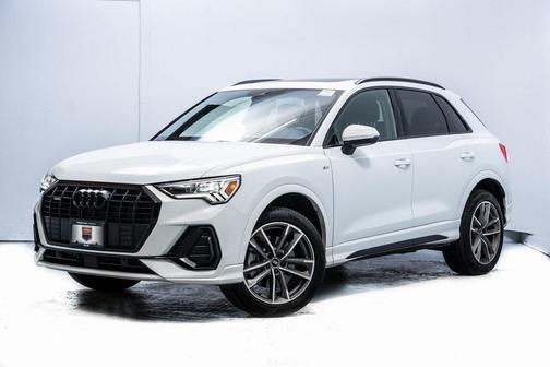 2024 Audi Q3 Premium 45 TFSI S line quattro Tiptronic