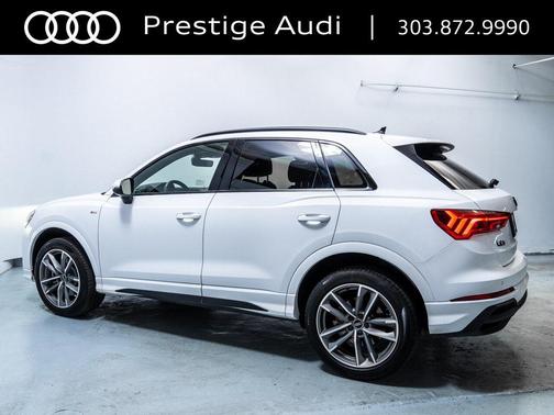 2024 Audi Q3 Premium 45 TFSI S line quattro Tiptronic