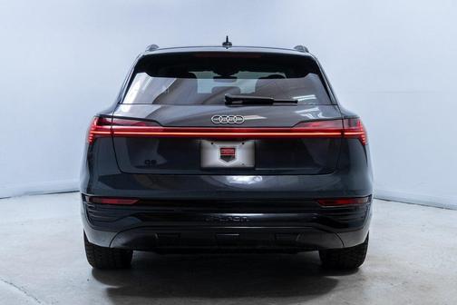 2024 Audi Q8 e-tron Premium
