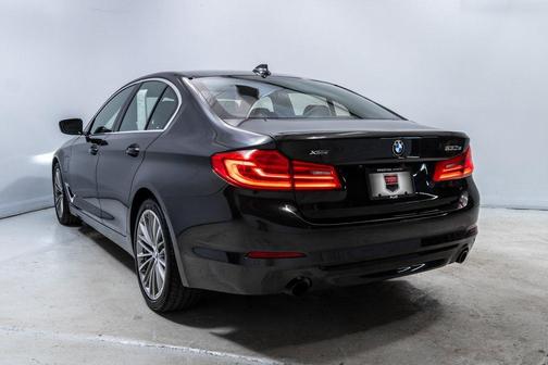 2020 BMW 530e xDrive iPerformance