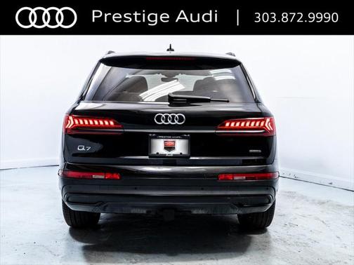 2024 Audi Q7 45 Premium Plus