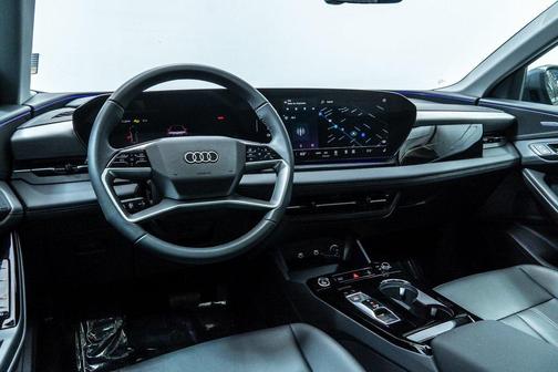 2025 Audi Q6 e-tron Premium Plus quattro