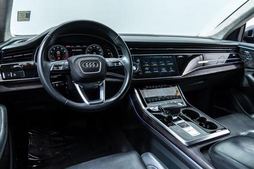 Daytona Gray Pearl Effect 2019 Audi Q8 3.0T Premium