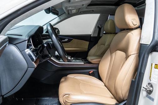 2020 Audi Q8 55 Prestige