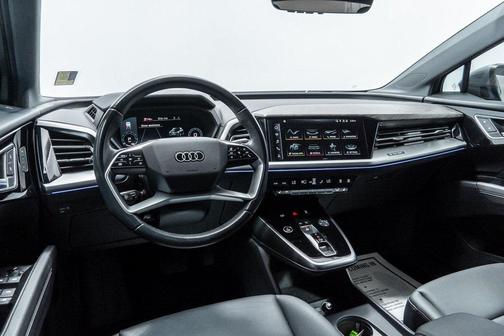 2024 Audi Q4 e-tron Premium Plus 50 quattro