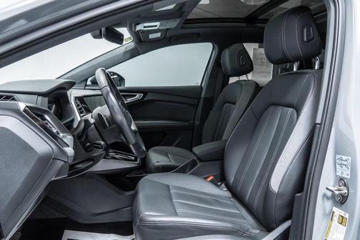 2024 Audi Q4 e-tron Premium Plus 50 quattro