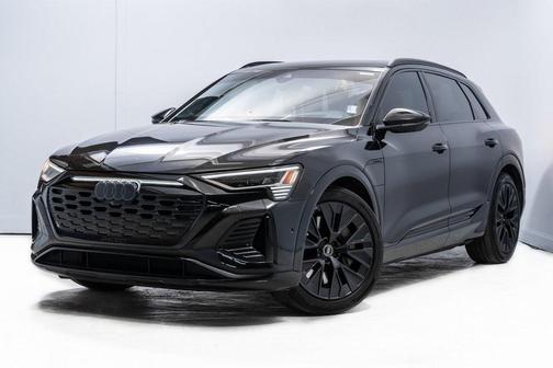 2024 Audi Q8 e-tron Prestige