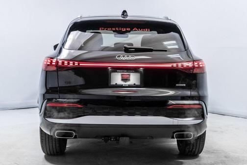 2025 Audi Q5 Premium TFSI quattro S tronic