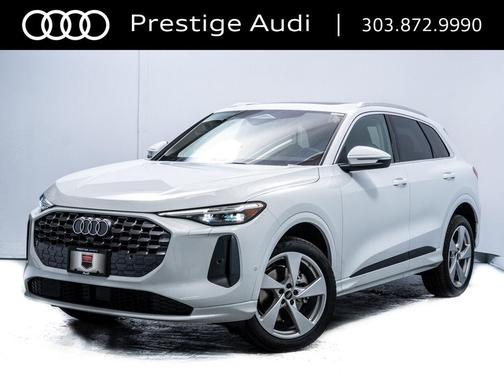 Glacier White Metallic 2025 Audi Q5 Premium Plus TFSI quattro S tronic