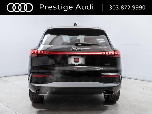Mythos Black Metallic 2026 Audi Q5 Premium Plus TFSI quattro S tronic