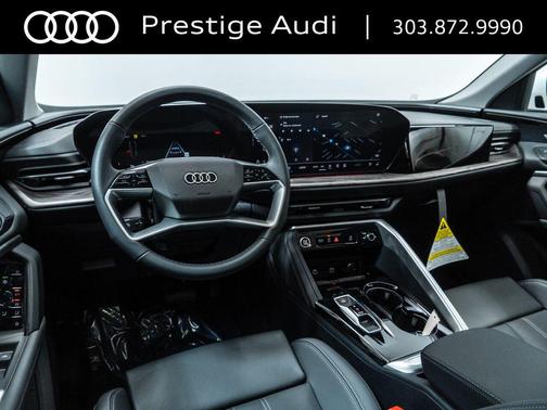 Glacier White Metallic 2025 Audi Q5 Premium Plus TFSI quattro S tronic