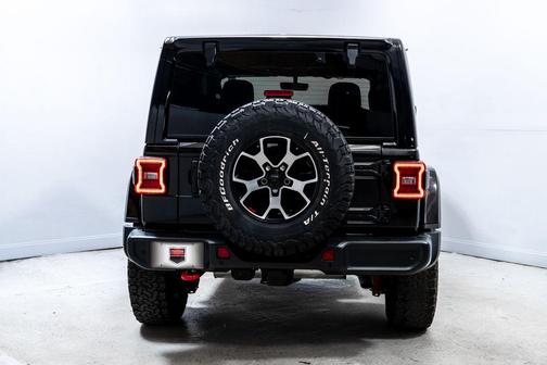 Black Clearcoat 2021 Jeep Wrangler Rubicon