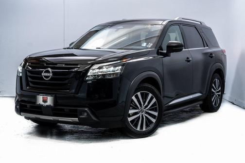 2022 Nissan Pathfinder Platinum 4WD
