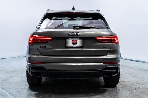 2023 Audi Q3 45 S line Premium Plus