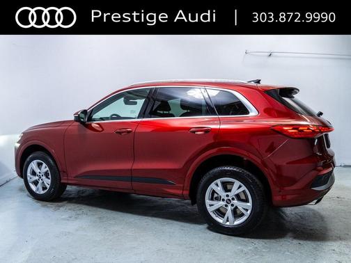 2025 Audi Q5 Premium