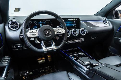 MANUFAKTUR Mountain Grey Magno 2023 Mercedes-Benz AMG GLA 35 4MATIC