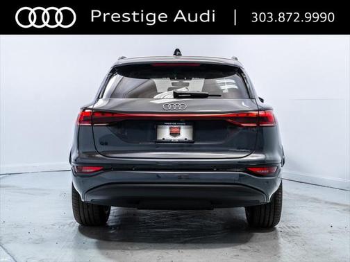 2025 Audi Q6 e-tron Premium Plus quattro