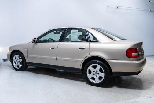 2000 Audi A4 2.8 quattro