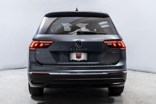 Platinum Gray Metallic 2022 Volkswagen Tiguan 2.0T SE 4MOTION