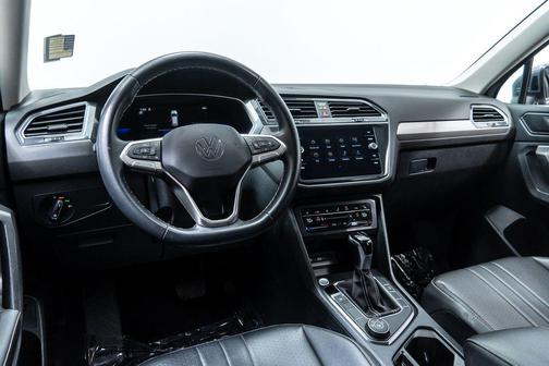 Platinum Gray Metallic 2022 Volkswagen Tiguan 2.0T SE 4MOTION