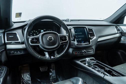 2018 Volvo XC90 Hybrid T8 R-Design