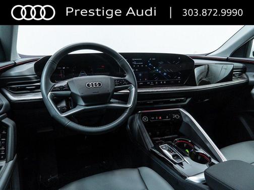 Glacier White Metallic 2025 Audi Q5 Premium TFSI quattro S tronic